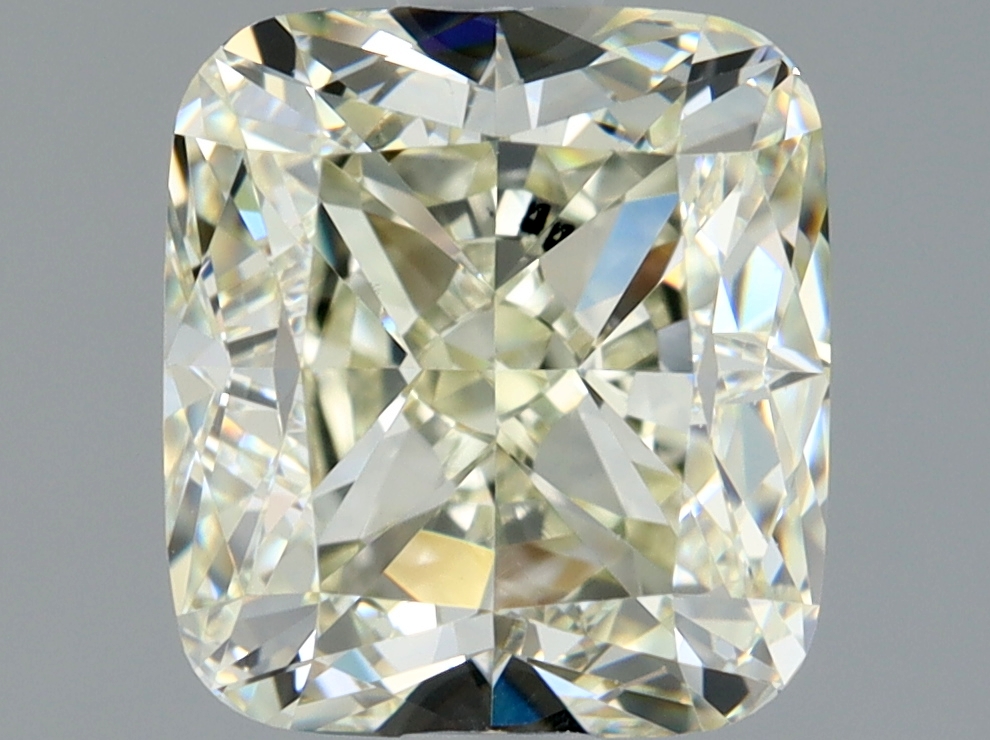 Cushion Brilliant 2.01 L VVS2 SLT