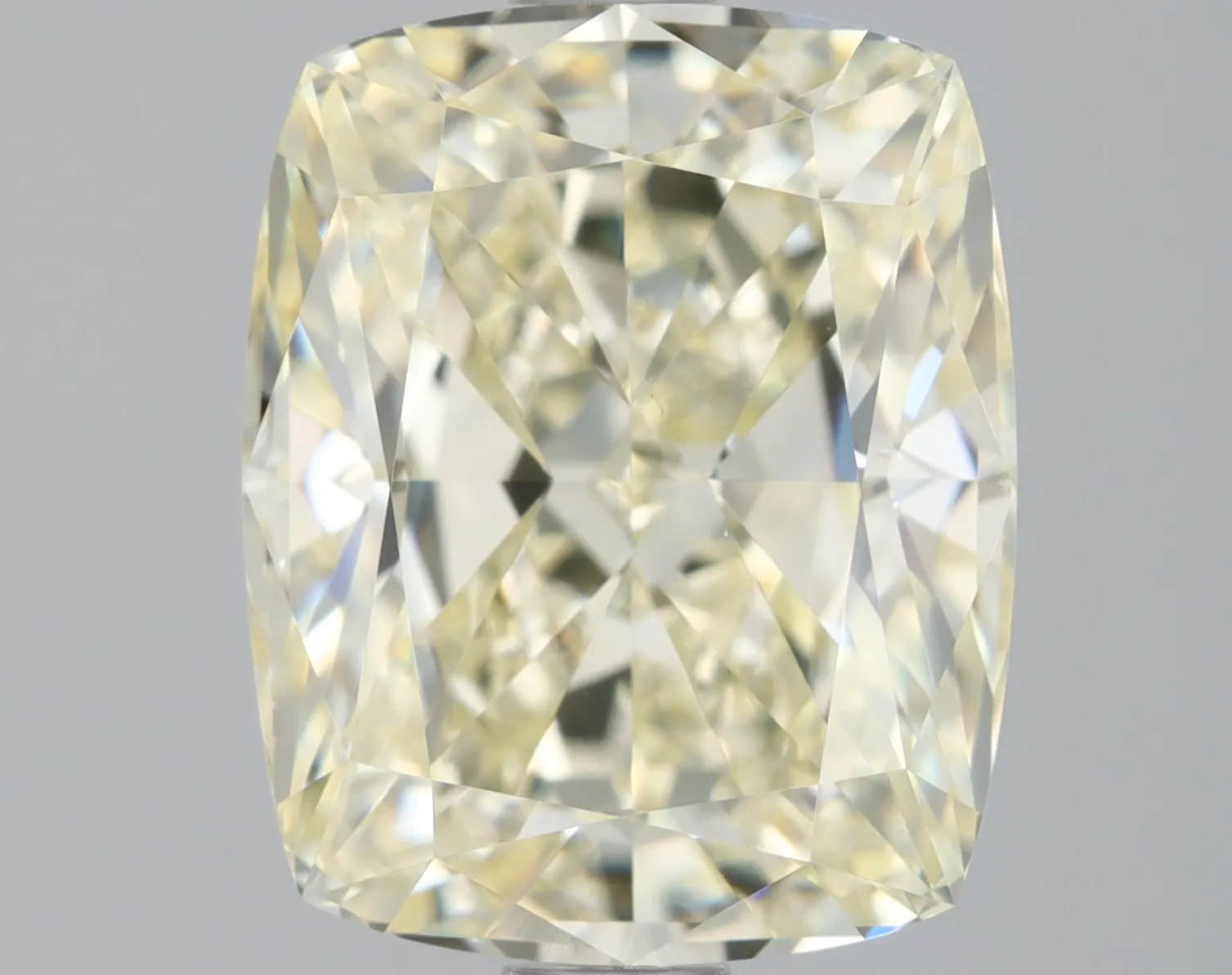 Cushion Brilliant 2.55 Yellow VS2 SLT
