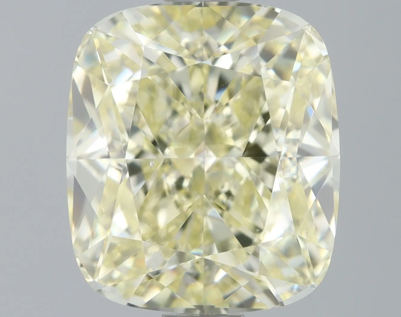 Cushion Brilliant 2.06 Yellow VS2 NON