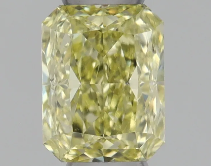 Radiant 0.23 Yellow VS2 FNT