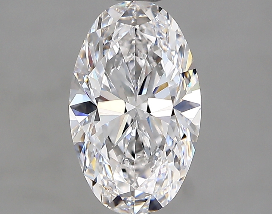 Oval 1.4 D VVS1 MED