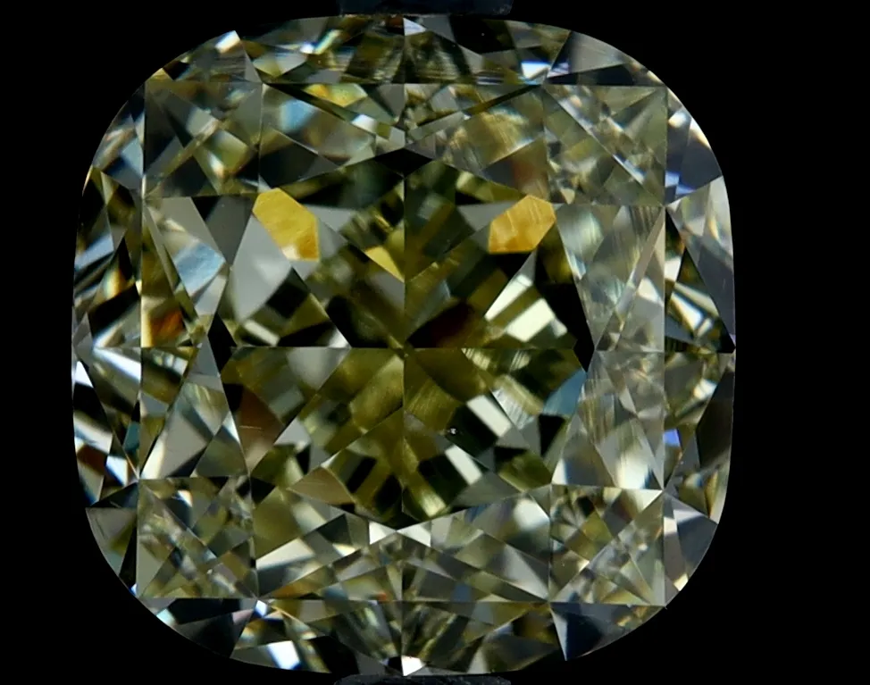 Cushion Brilliant 2.51 Yellow VS1 FNT