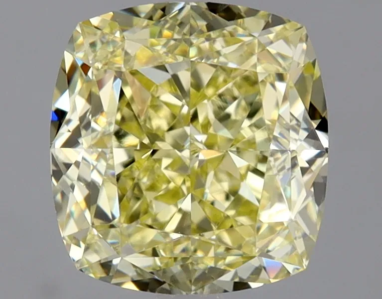 Cushion Brilliant 2.77 Yellow VS2 NON