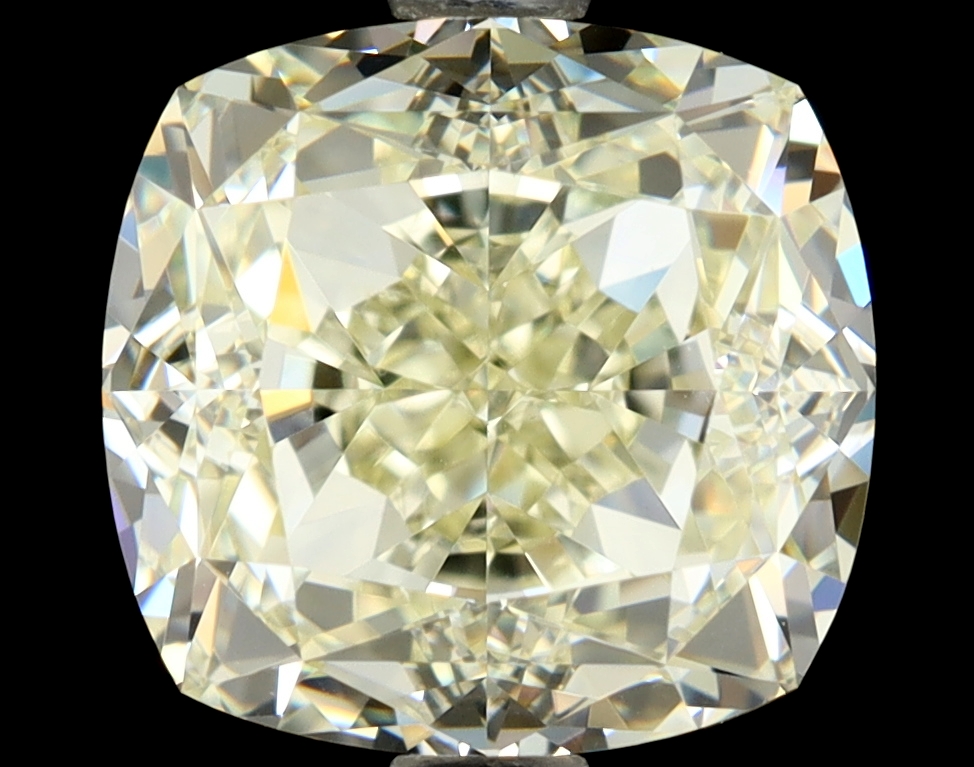 Cushion Brilliant 2.64 S-T VS1 NON
