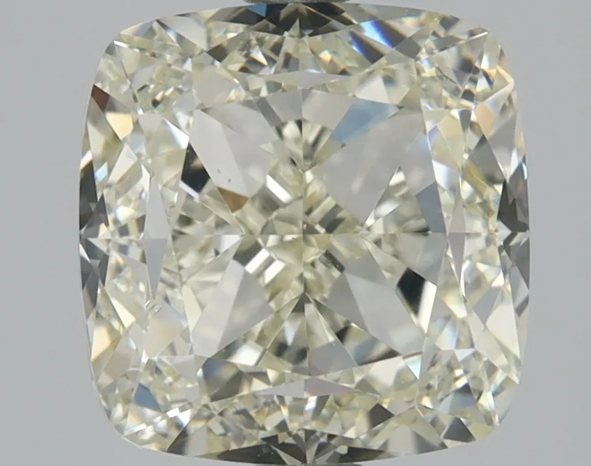 Cushion Brilliant 3.02 O-P VS2 MED