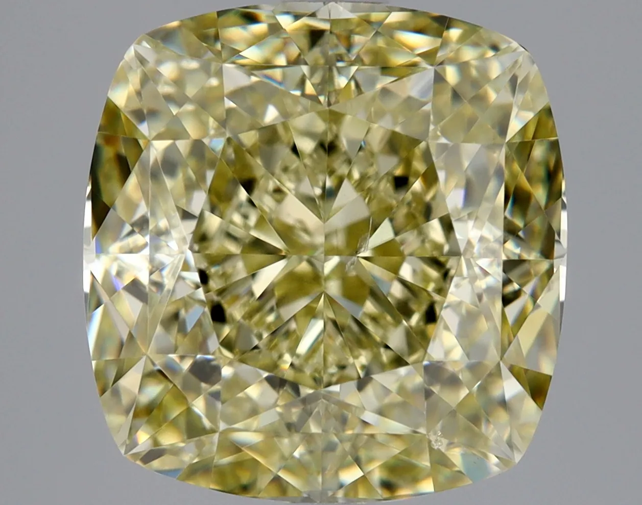 Cushion Brilliant 4.55 Gray SI1 NON