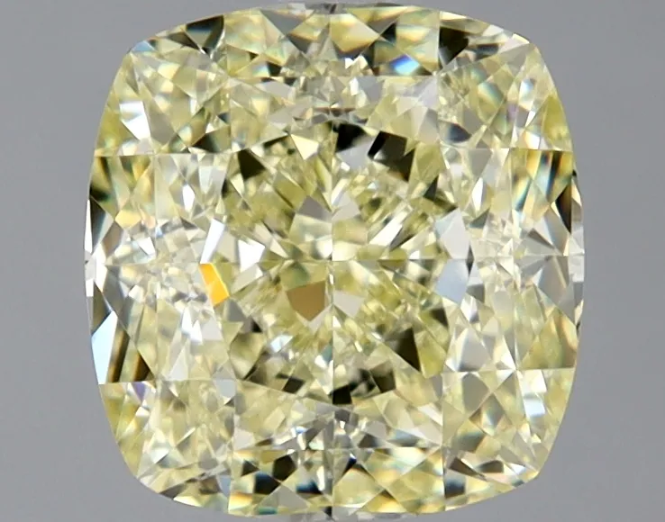 Cushion Brilliant 2.1 Y-Z VS1 NON