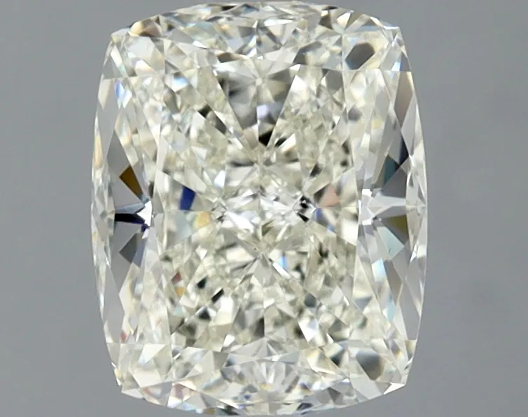 Cushion Brilliant 2.06 J VS1 NON