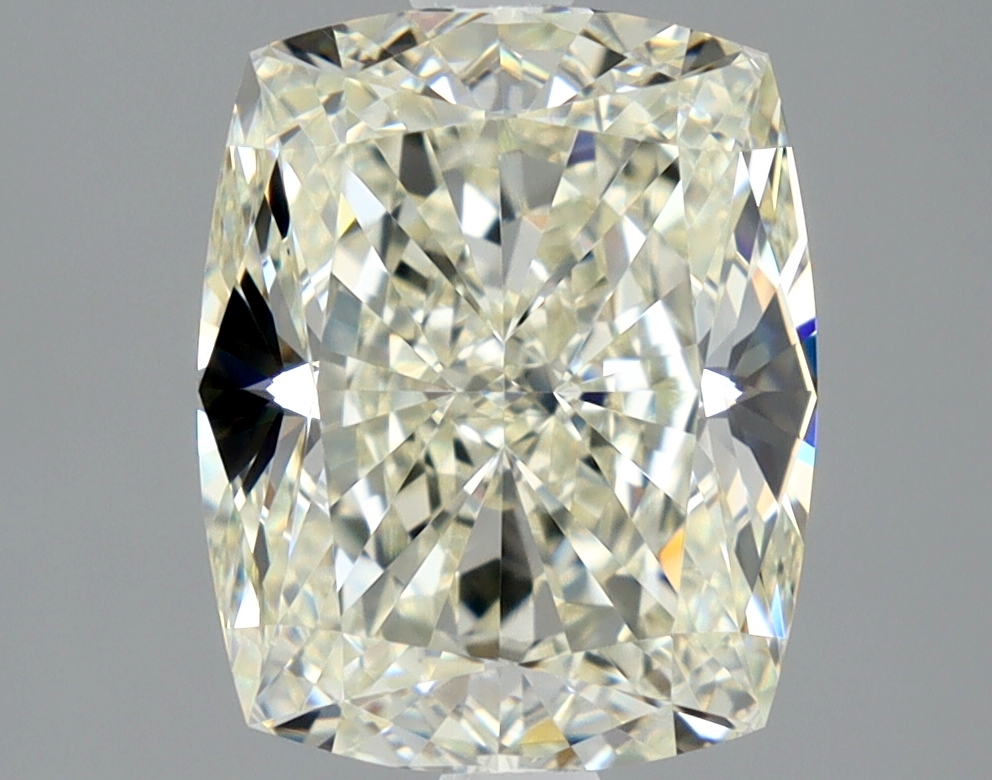 Cushion Brilliant 2.73 L VVS1 MED