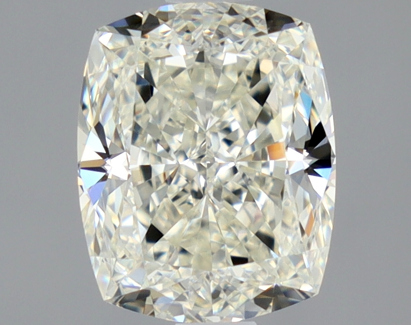 Cushion Brilliant 1.5 L VVS2 FNT