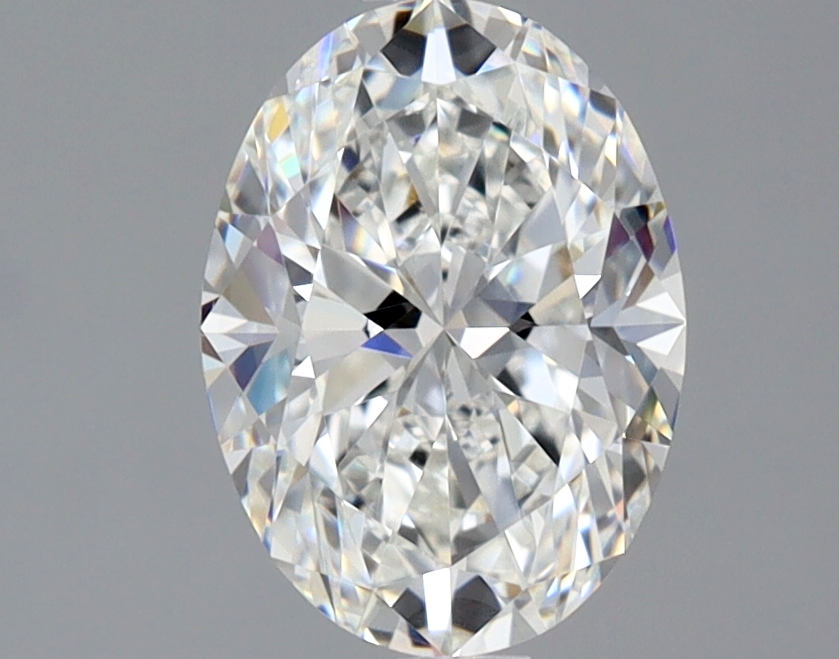 Oval 1.3 F VS1 NON