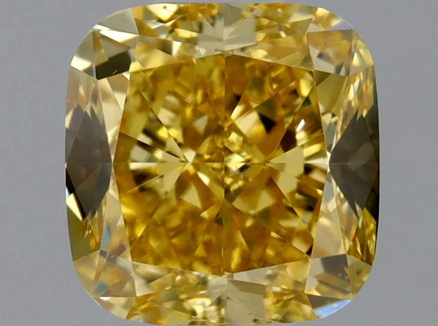 Cushion Brilliant 0.61 Orange VS2 MED