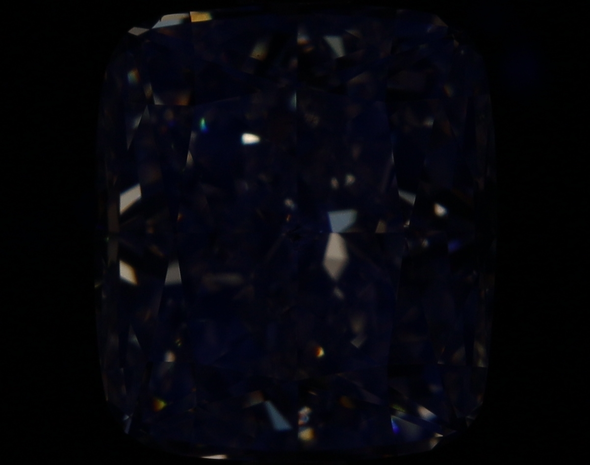 Cushion Brilliant 2.51 M VS2 NON