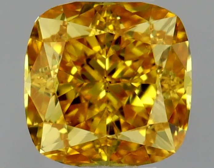 Cushion Brilliant 0.26 Orange SI1 FNT