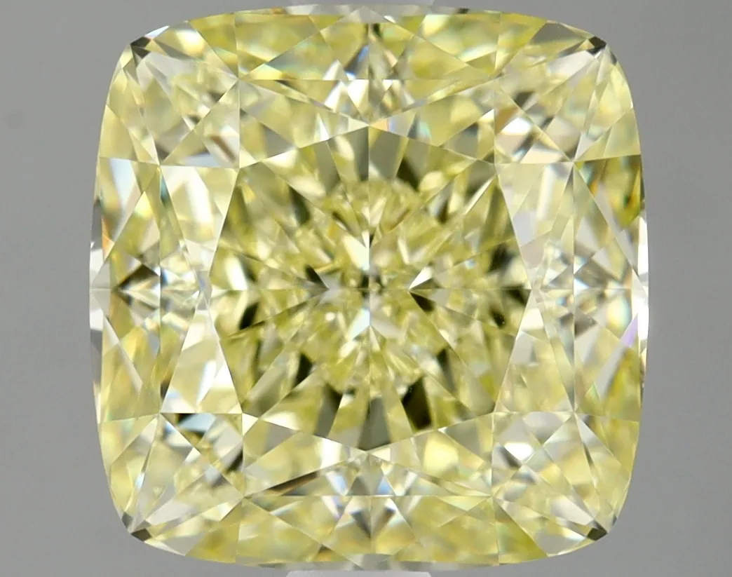 Cushion Brilliant 3.01 Yellow VS2 NON