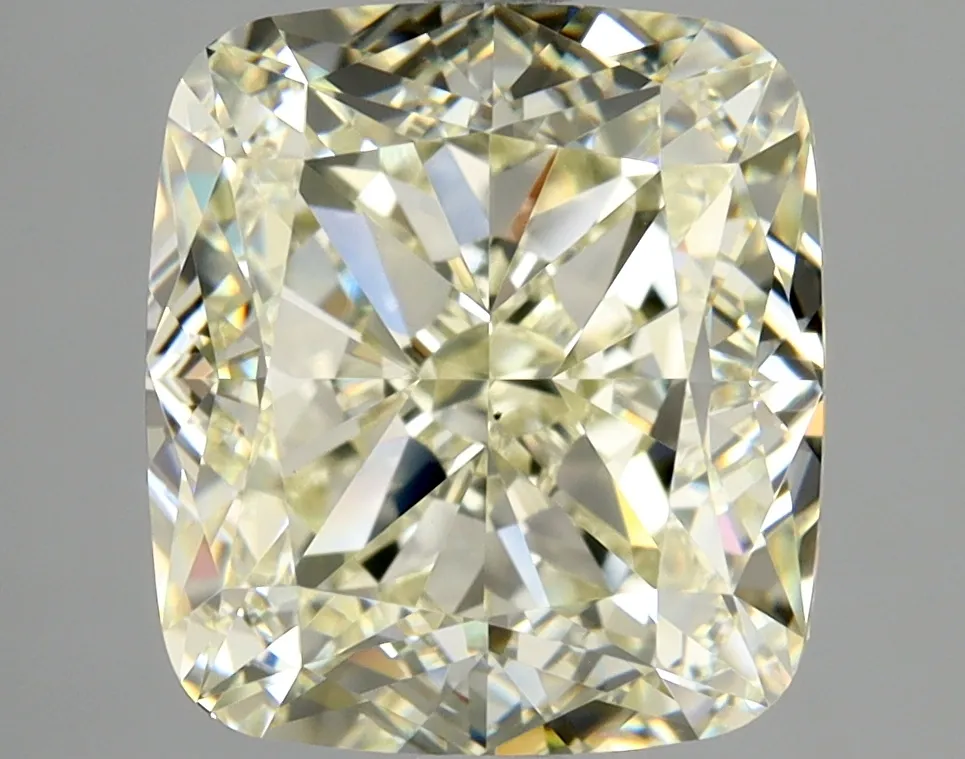 Cushion Brilliant 5.01 O-P VS2 MED