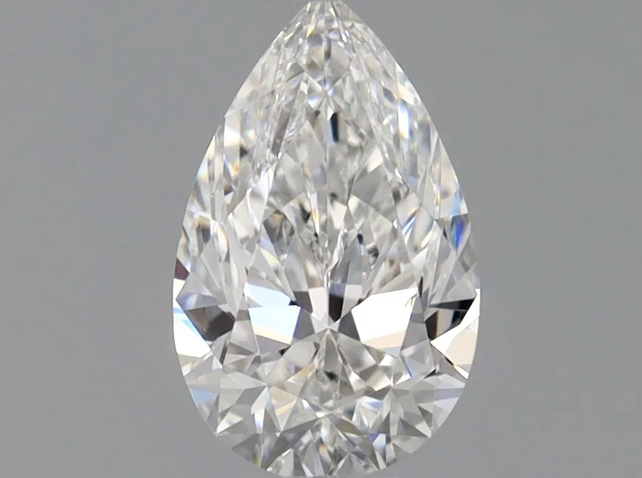 Pear 0.3 E VS1 NON