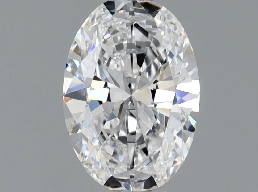 Oval 0.3 D VVS2 NON