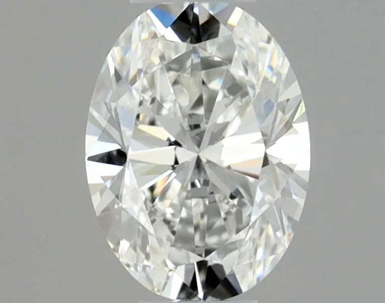 Oval 0.3 F VS2 NON