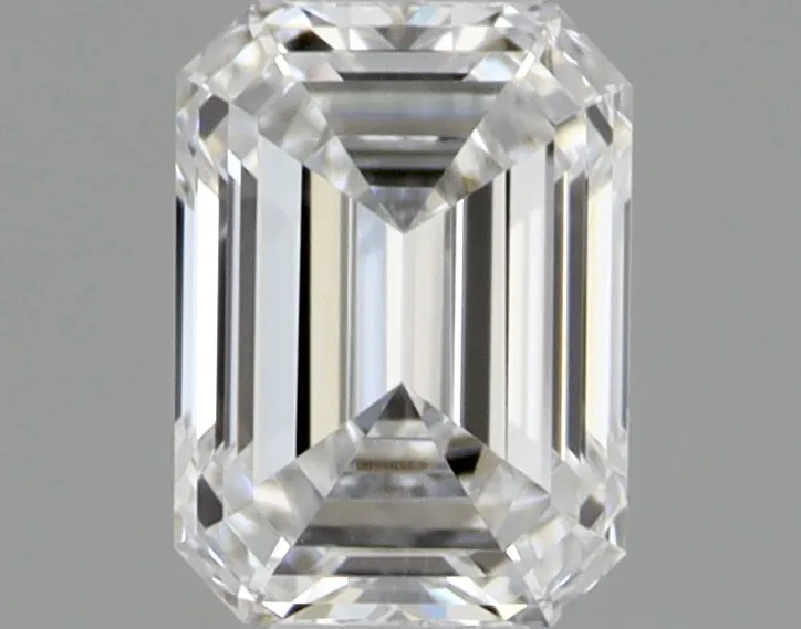 Emerald 0.3 D VVS1 MED