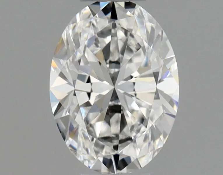 Oval 0.3 E VS1 NON