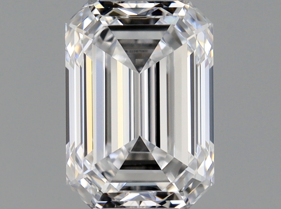 Emerald 0.5 D VVS1 NON