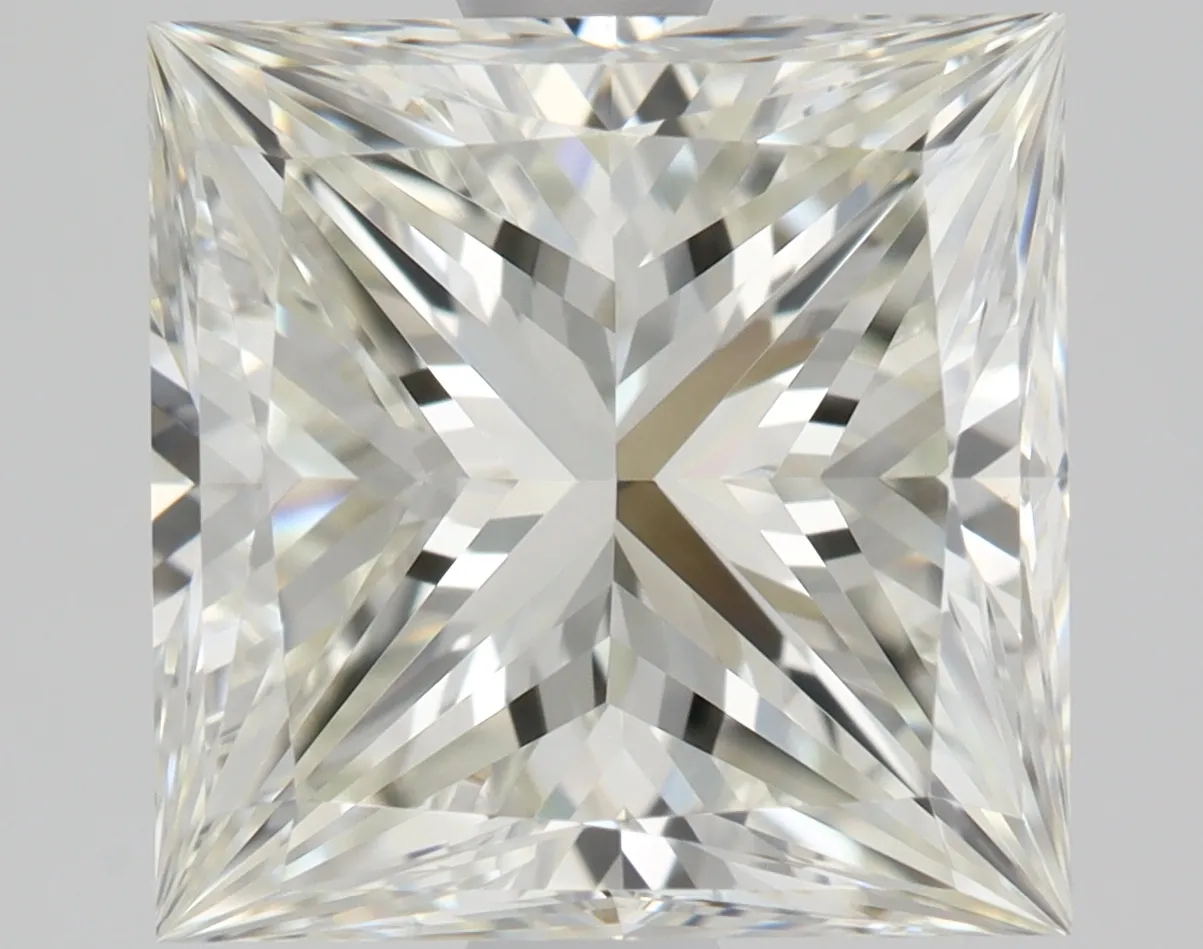 Princess 1.84 J VVS1 NON