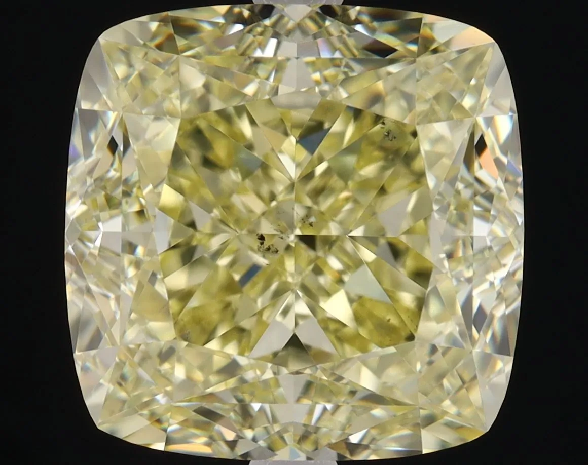 Cushion Brilliant 4.71 Yellow SI1 MED