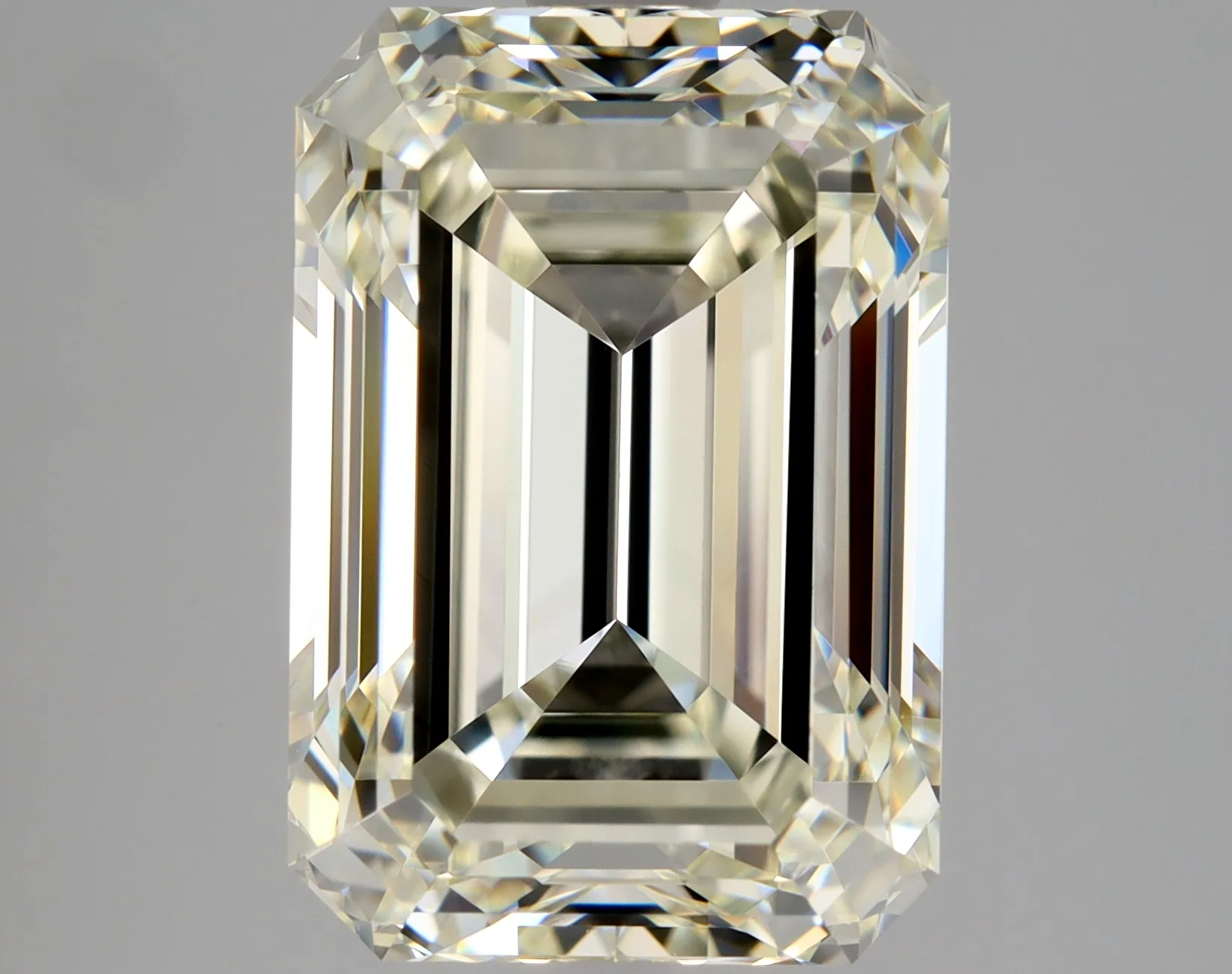 Emerald 4.01 K VVS1 SLT