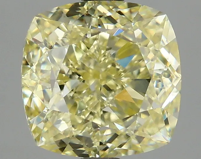 Cushion Brilliant 2.01 Y-Z VVS2 NON