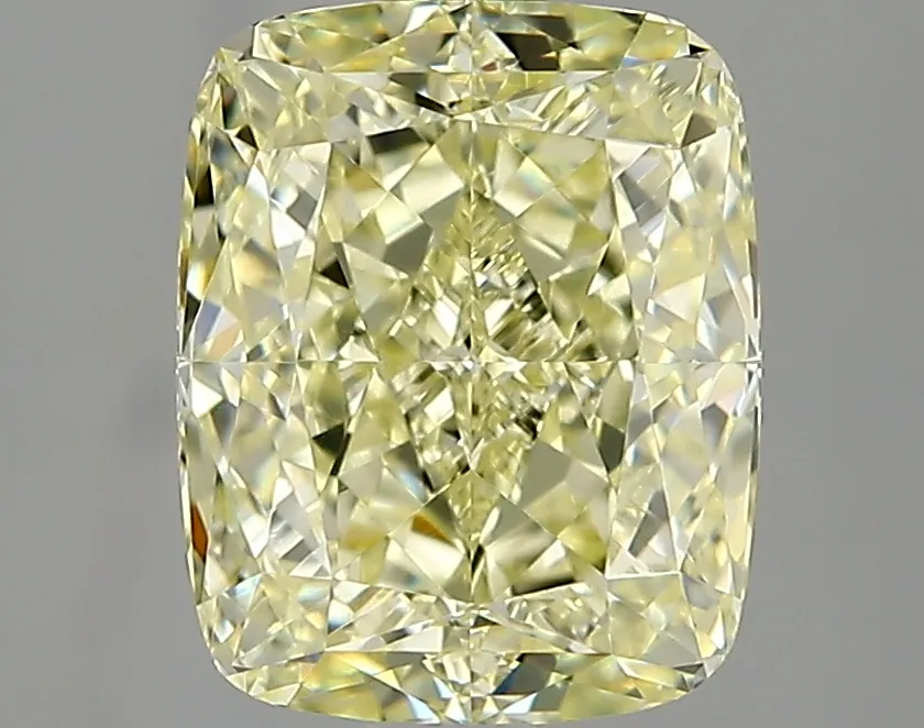 Cushion Brilliant 2.02 Y-Z VS1 MED