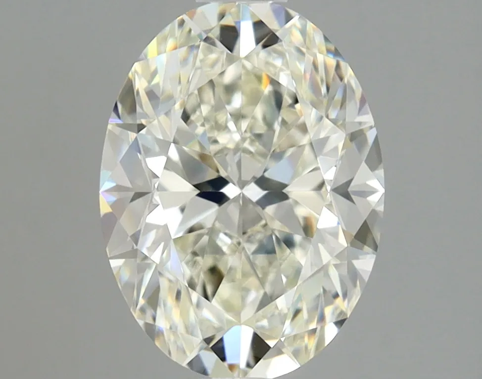 Oval 1.3 I VVS2 NON