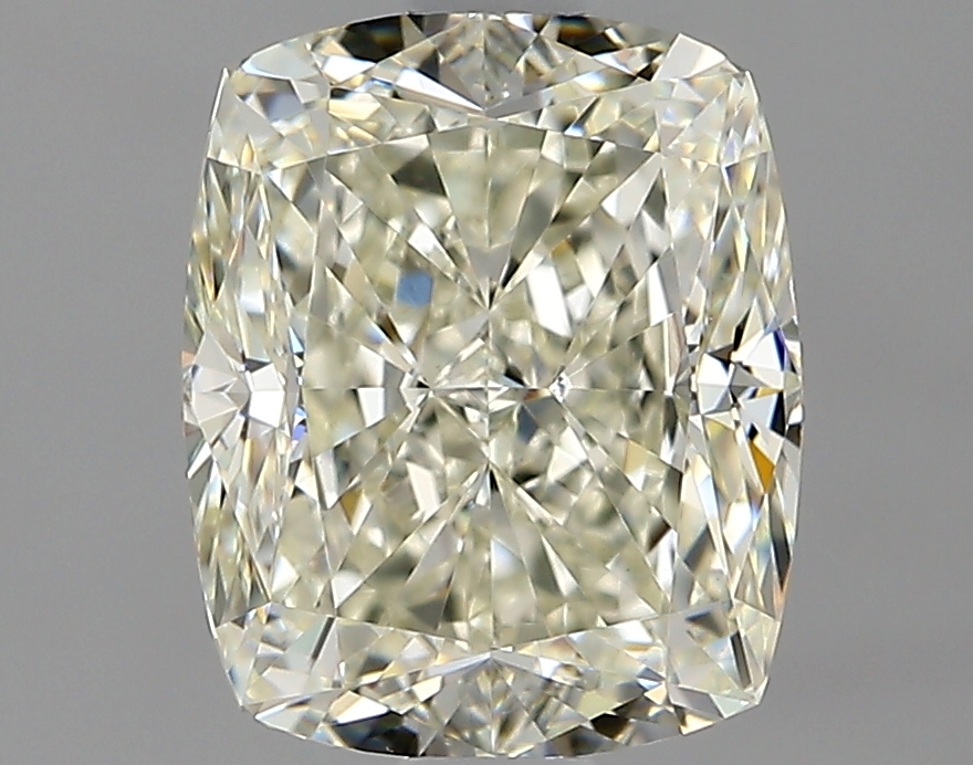 Cushion Brilliant 2.01 L VS1 FNT
