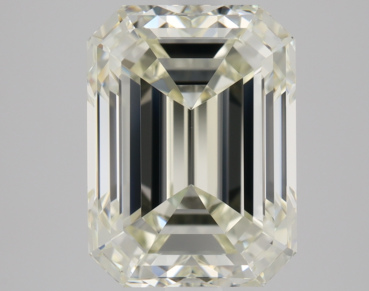 Emerald 3.03 L VVS2 SLT