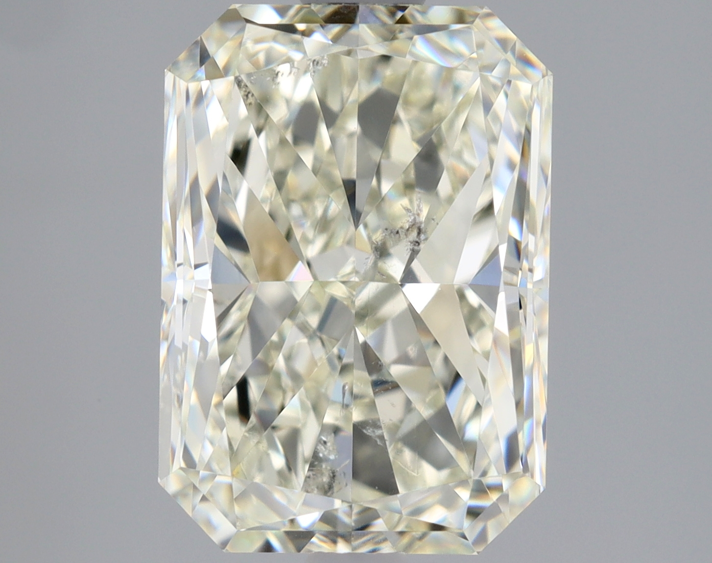 Radiant 2.63 L SI2 FNT