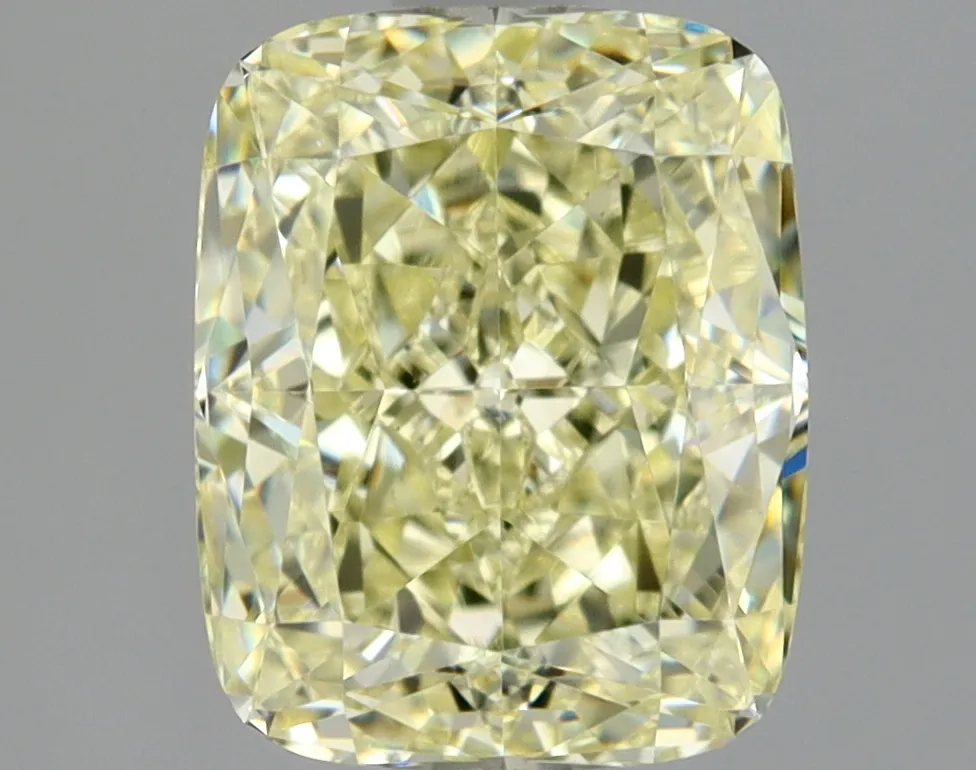 Cushion Brilliant 2.01 U-V VS2 STG