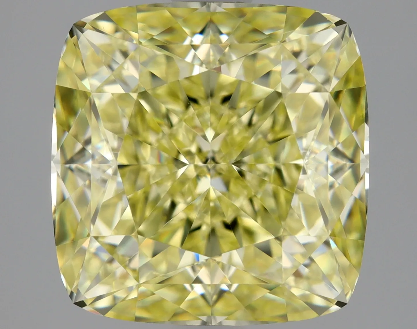 Cushion Brilliant 3.17 Yellow VVS1 NON