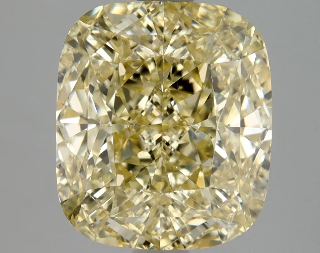 Cushion Brilliant 3.06 Blue VS2 MED