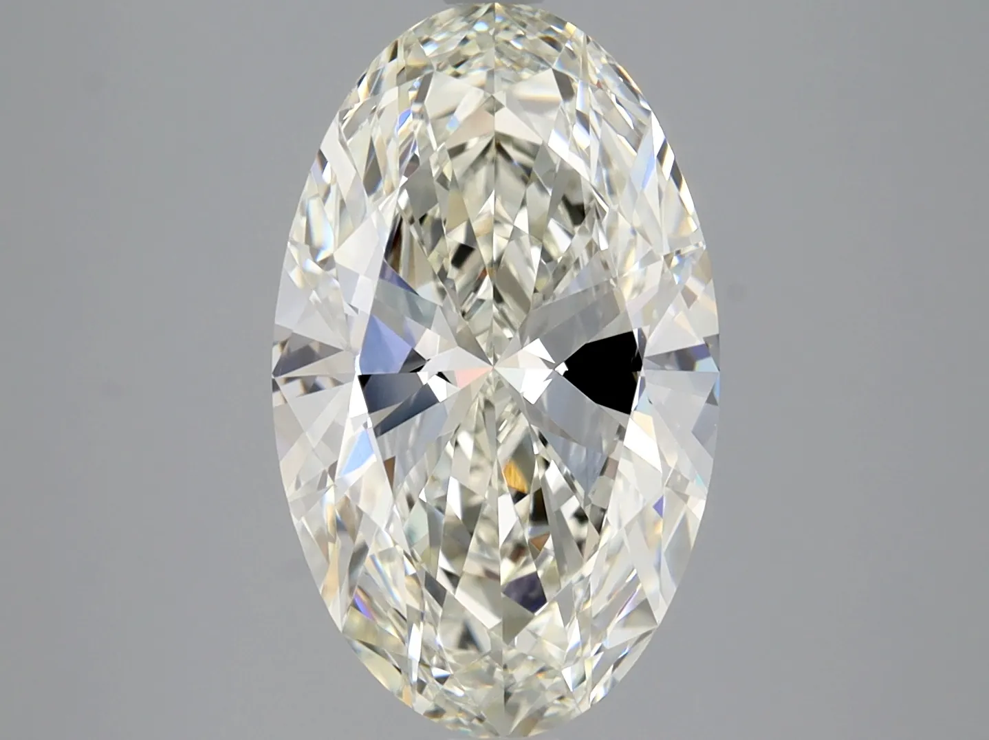 Oval 3.02 J VVS2 NON