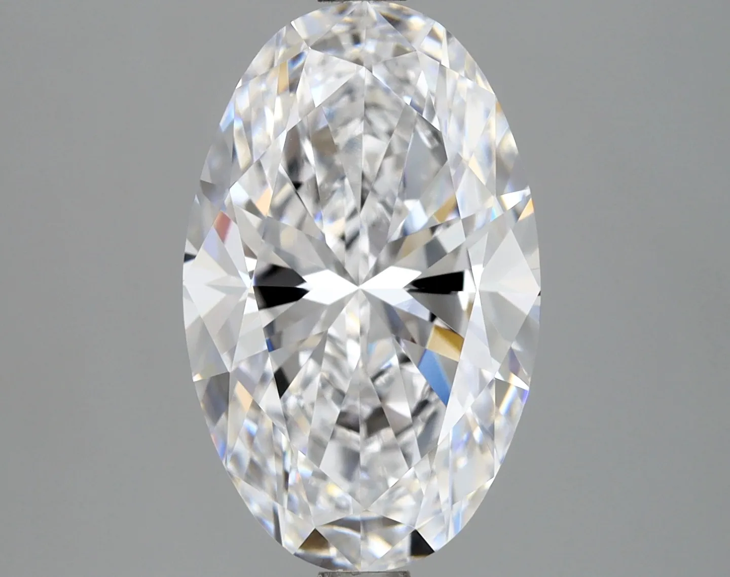 Oval 3.01 D VVS1 NON