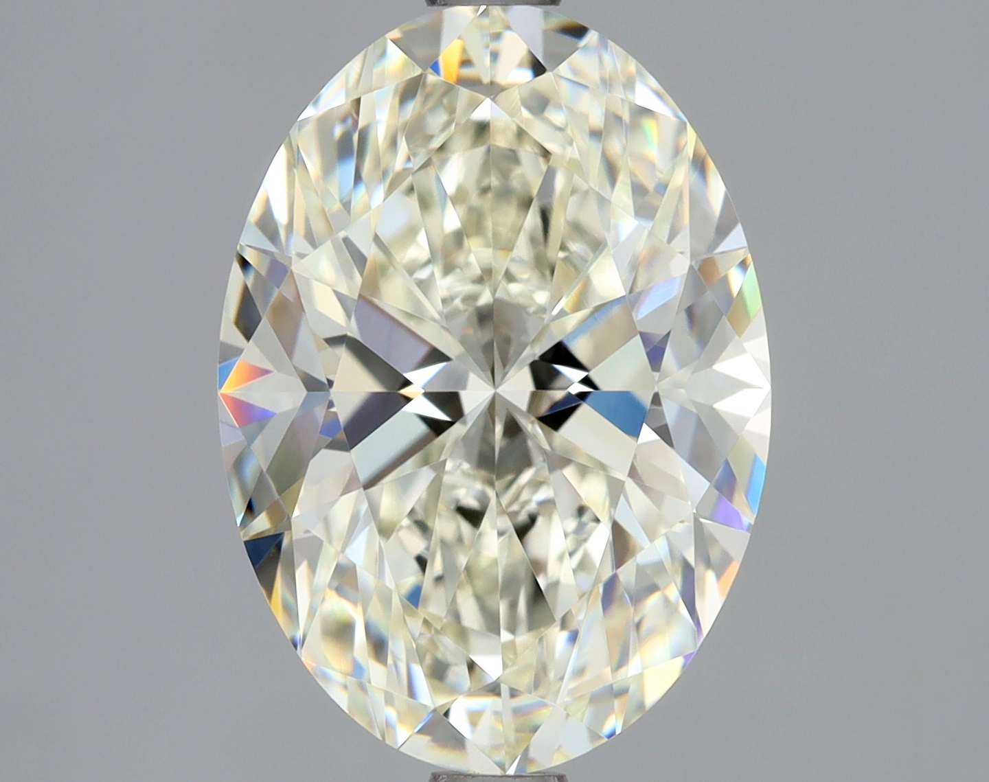 Oval 3.01 K VVS1 FNT