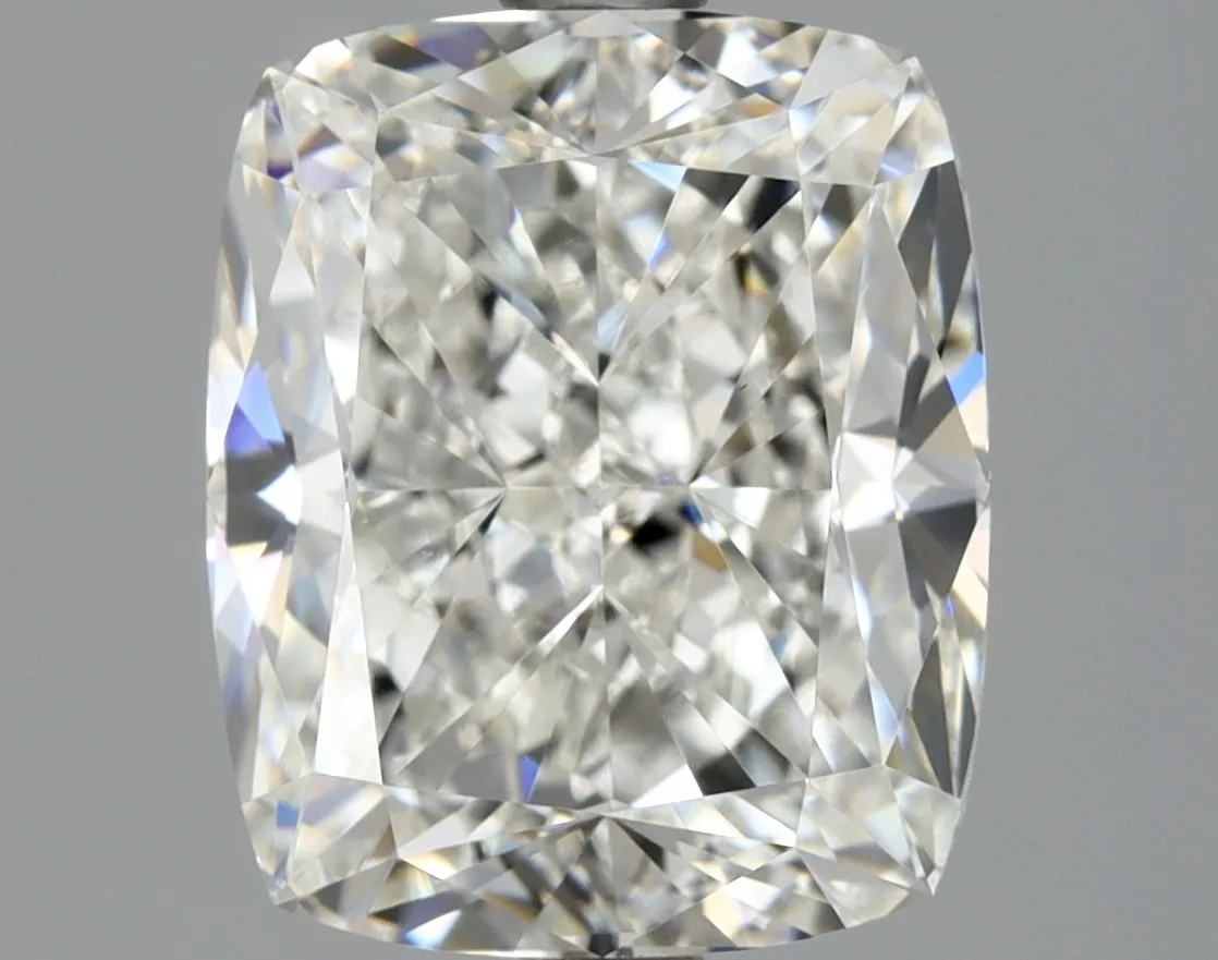 Cushion Brilliant 3.01 H VS2 NON