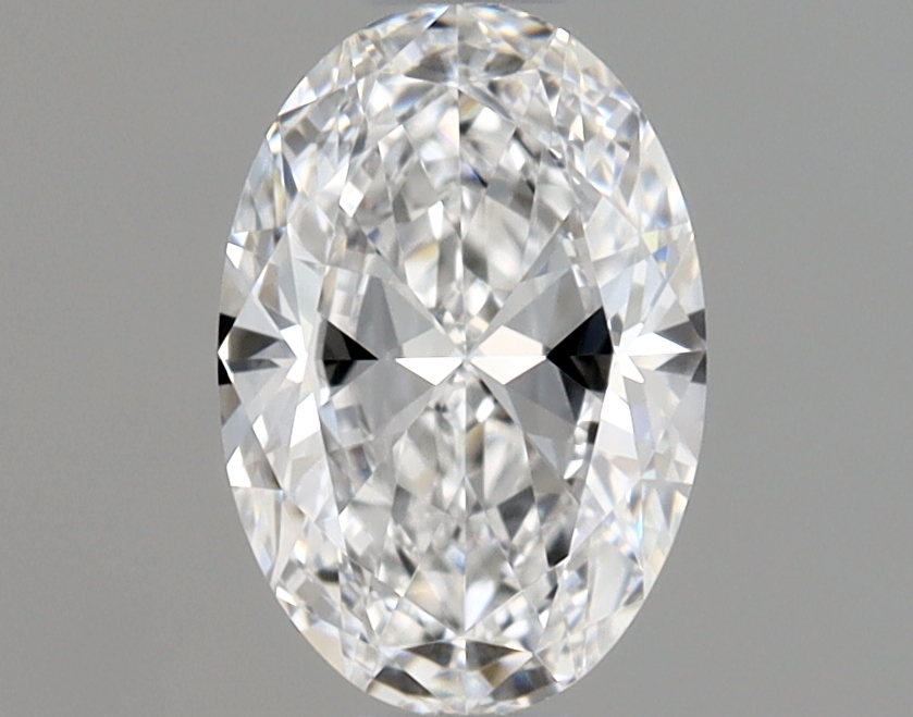 Oval 0.52 D VS1 NON