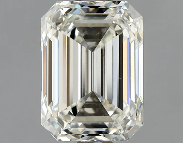 Emerald 1.3 I VS2 MED