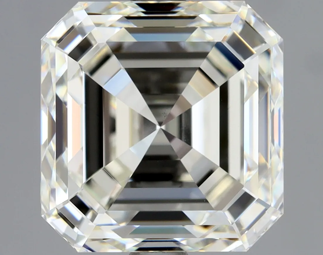 Asscher 4.01 J VVS2 NON