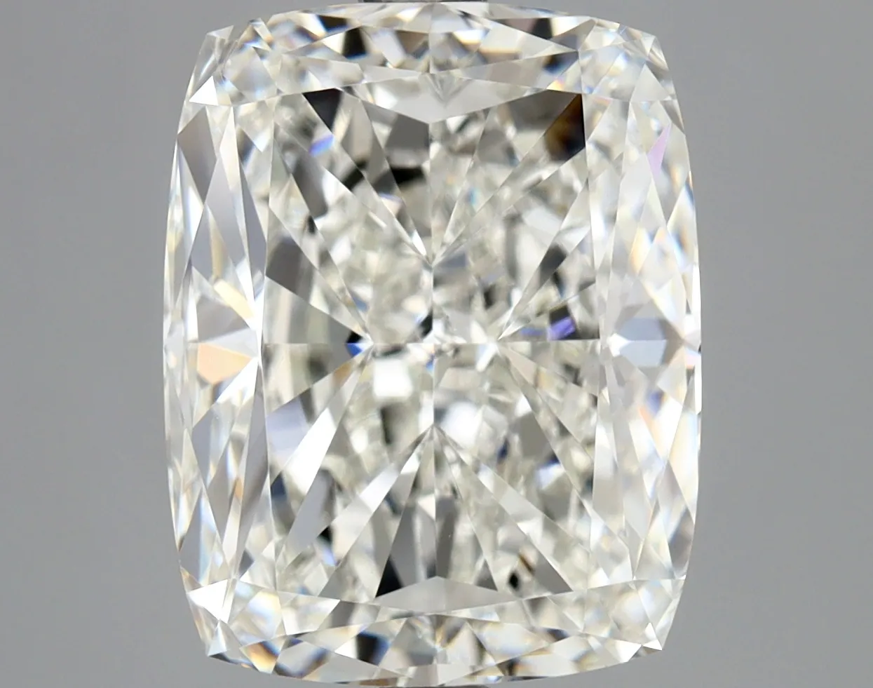 Cushion Brilliant 4.01 H VVS2 NON