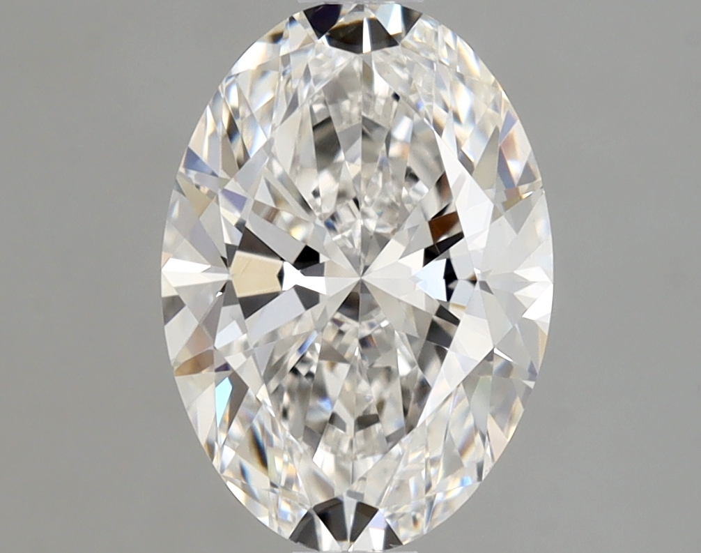 Oval 1.2 F VS1 NON